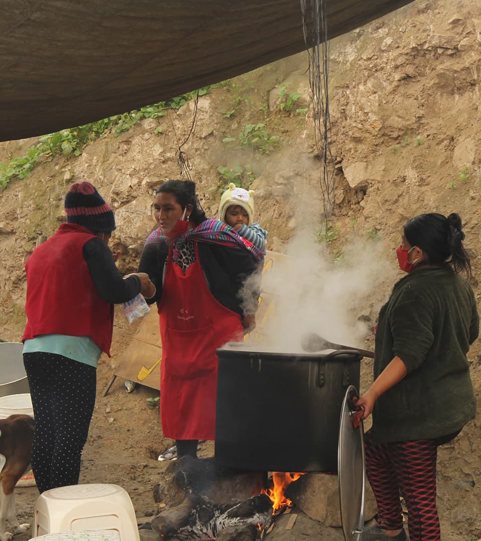 ¡El pueblo tiene hambre, profesor!