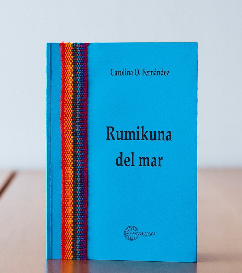 "Rumikuna del mar" en la poesía de Carolina O. Fernández